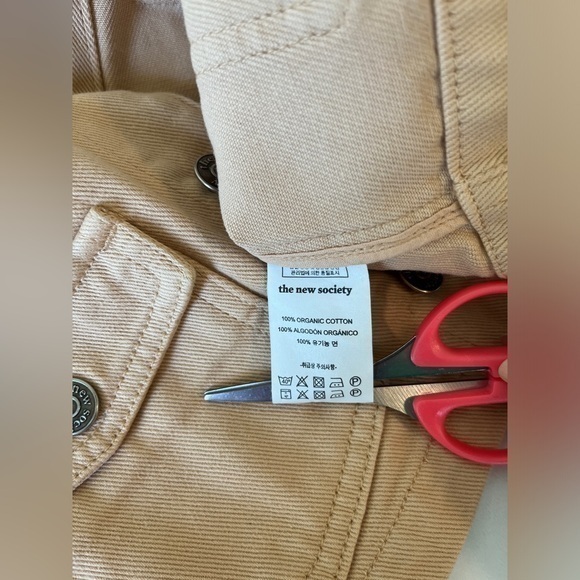 The New Society Shacket Jacket, Front Pockets,‎ Size 6y, EUC - Picture 3 of 4